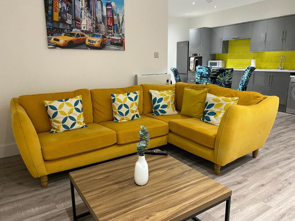 From New York Inspired 3 Bed Apartment *