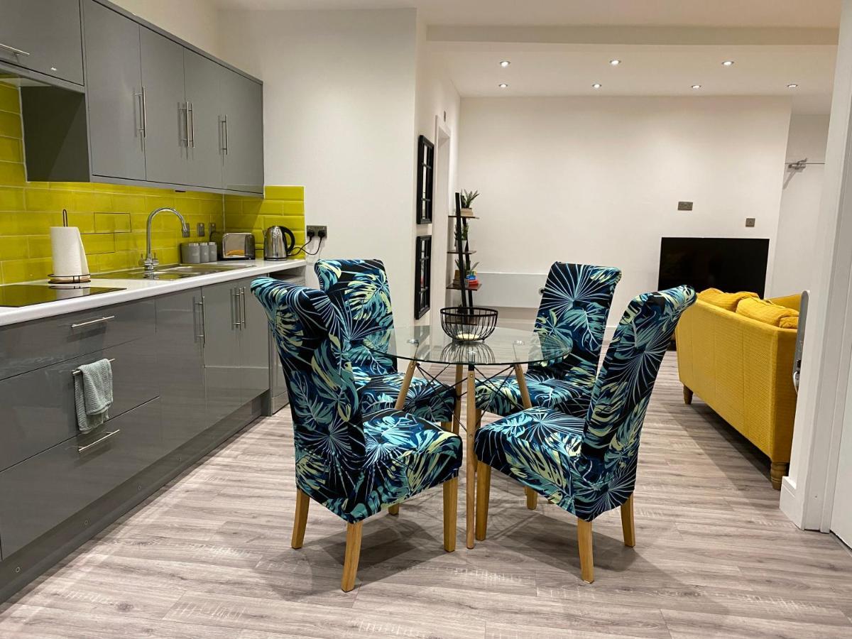 Apartment From New York Inspired 3 Bed Swansea